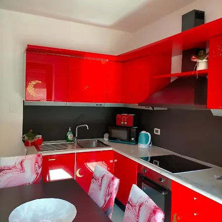 Aldebaran Holiday House To The Cinque Terre From Migliarina Station No Stress!!! La Spezia