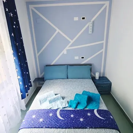 Apartment Aldebaran Holiday House To The Cinque Terre From Migliarina Station No Stress!!! La Spezia