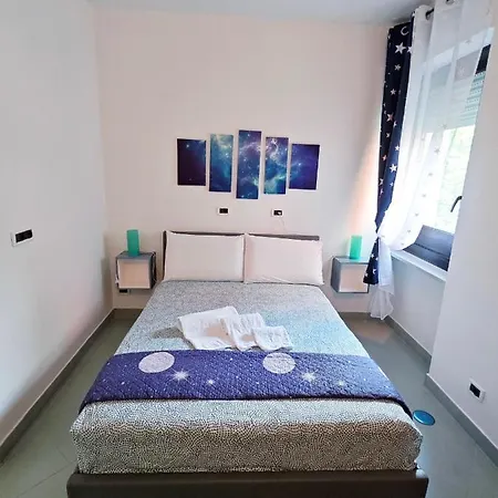 Aldebaran Holiday House To The Cinque Terre From Migliarina Station No Stress!!! *