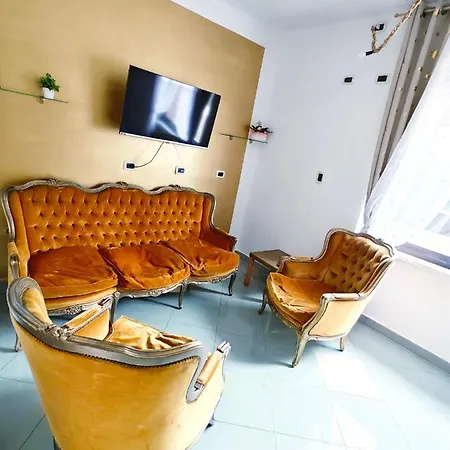 Appartamento Aldebaran Holiday House To The Cinque Terre From Migliarina Station No Stress!!! *
